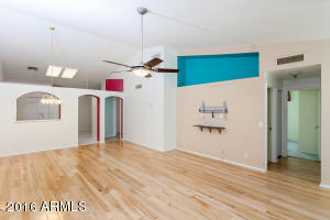 880 E Vaughn Ave, Gilbert, AZ 85234 photo 2