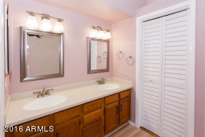 880 E Vaughn Ave, Gilbert, AZ 85234 photo 8