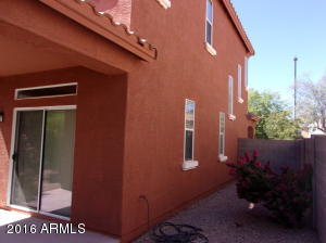1215 E Julian Dr, Gilbert, AZ 85295 photo 3