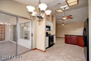 4226 E Windsong Dr, Phoenix, AZ 85048 photo 12