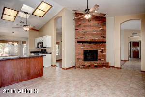 4226 E Windsong Dr, Phoenix, AZ 85048 photo 9