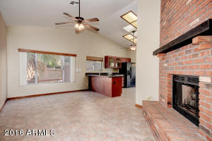 4226 E Windsong Dr, Phoenix, AZ 85048 photo 8