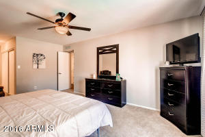 1352 E Chilton Dr, Tempe, AZ 85283 photo 13