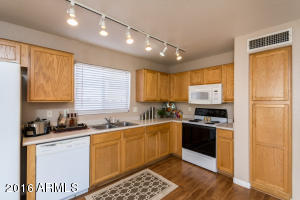 10864 E Clovis Ave, Mesa, AZ 85208 photo 9