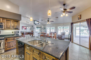1272 S Dodge Ct, Gilbert, AZ 85233 photo 6