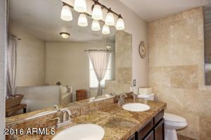 4127 E Pinto Ln, Phoenix, AZ 85050 photo 10
