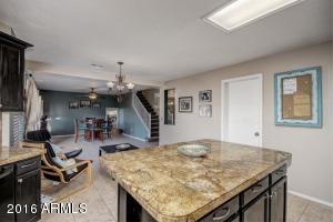 4127 E Pinto Ln, Phoenix, AZ 85050 photo 3