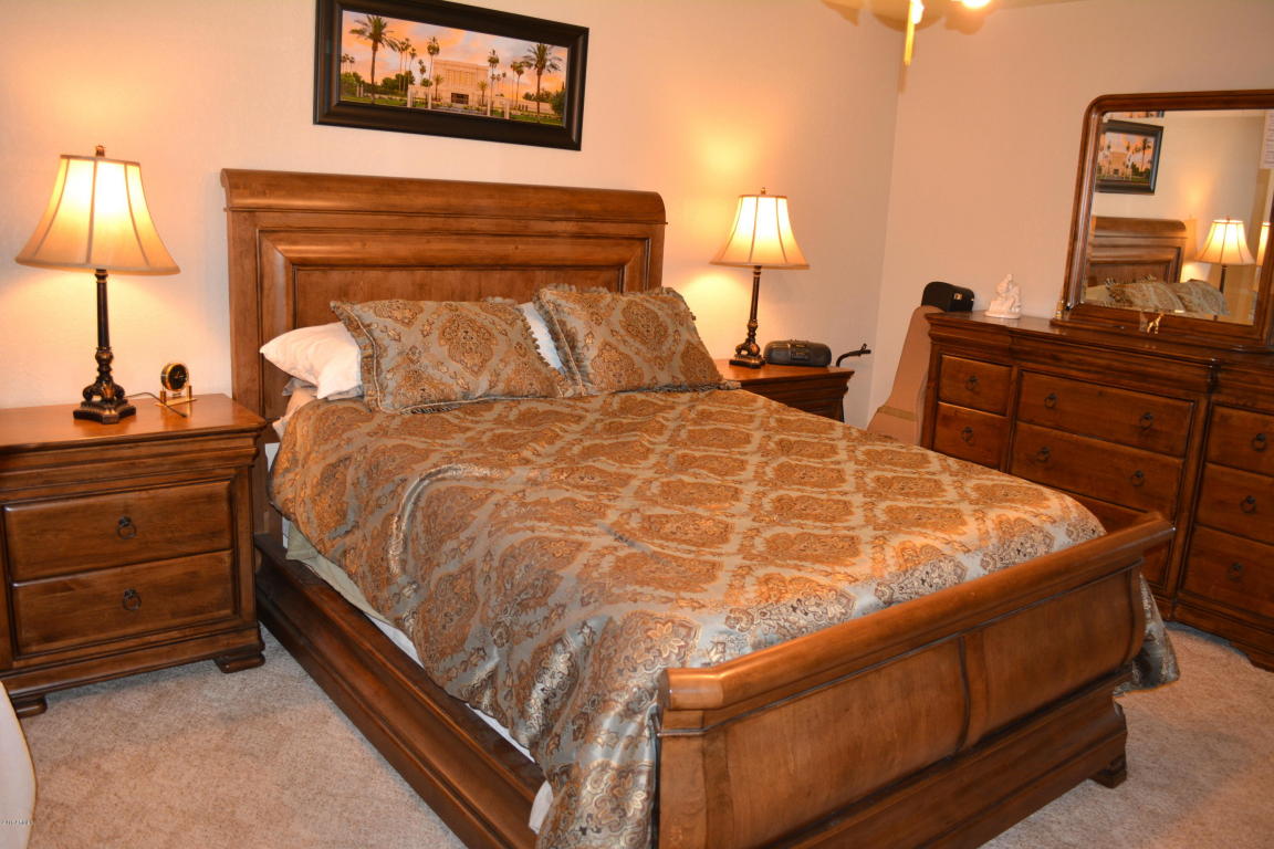 824 N Constellation Way, Gilbert, AZ 85234 photo 6