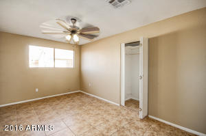 2706 E Mobile Ln, Phoenix, AZ 85040 photo 5