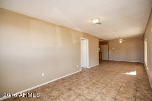 2706 E Mobile Ln, Phoenix, AZ 85040 photo 10