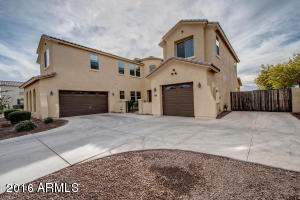 2751 E Flower Ct, Gilbert, AZ 85298 photo 7