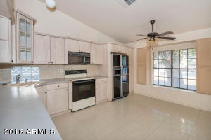 227 W Harvard Ave, Gilbert, AZ 85233 photo 4