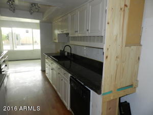 4423 E Kelton Ln, Phoenix, AZ 85032 photo 4