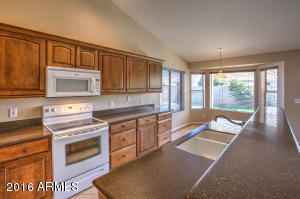 2259 E San Tan Dr, Gilbert, AZ 85296 photo 10