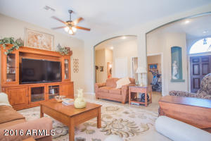 2327 E Amber Ln, Gilbert, AZ 85296 photo 8