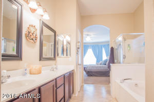 2327 E Amber Ln, Gilbert, AZ 85296 photo 26
