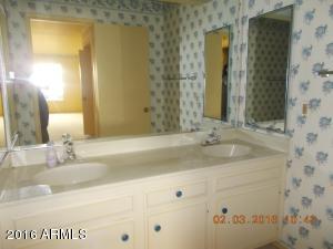 4315 E Piccadilly Rd, Phoenix, AZ 85018 photo 10