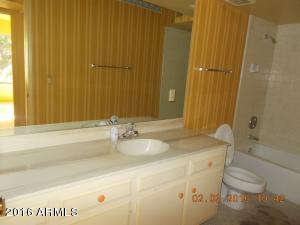 4315 E Piccadilly Rd, Phoenix, AZ 85018 photo 7