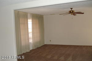 6829 N 36th Dr, Phoenix, AZ 85019 photo 4
