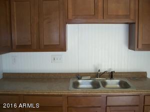 7633 W Mitchell Dr, Phoenix, AZ 85033 photo 4