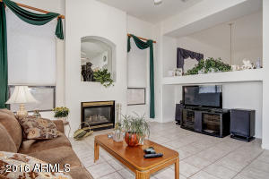 4836 E Daley Ln, Phoenix, AZ 85054 photo 11