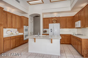 4836 E Daley Ln, Phoenix, AZ 85054 photo 4
