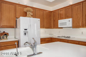 4836 E Daley Ln, Phoenix, AZ 85054 photo 8