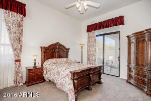 4836 E Daley Ln, Phoenix, AZ 85054 photo 12