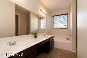 1312 E Marcella Ln, Gilbert, AZ 85295 photo 21