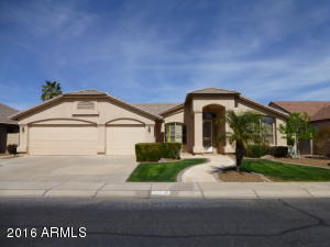 1026 E Constitution Dr, Gilbert, AZ 85296 photo 1