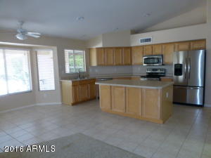 1026 E Constitution Dr, Gilbert, AZ 85296 photo 11