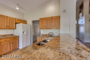 5516 Enrose St, Mesa, AZ 85205 photo 8