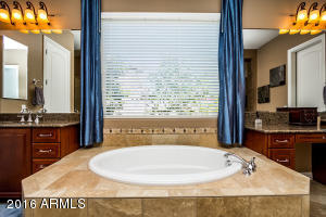3773 Ember Glow Way, Phoenix, AZ 85050 photo 18