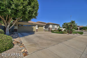4726 E Decatur St, Mesa, AZ 85205 photo 2