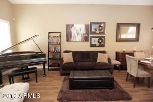 1510 E Captain Dreyfus Ave, Phoenix, AZ 85022 photo 8