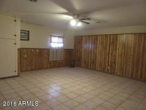 453 W 5th Ave, Apache Junction, AZ 85120 photo 2