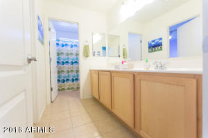 4370 E Rosemonte Dr, Phoenix, AZ 85050 photo 29