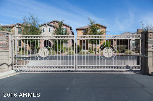 4370 E Rosemonte Dr, Phoenix, AZ 85050 photo 2