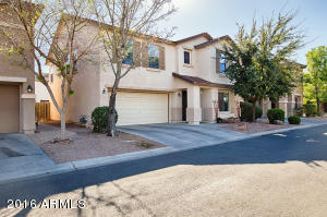 1289 E Clifton Ave, Gilbert, AZ 85295 photo 2