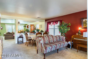 1289 E Clifton Ave, Gilbert, AZ 85295 photo 4