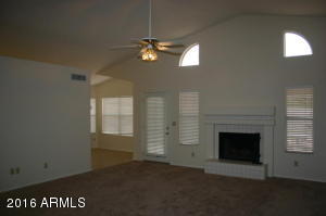 4414 E Thistle Landing Dr, Phoenix, AZ 85044 photo 2