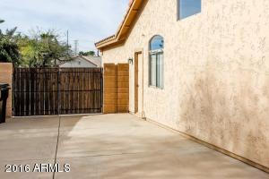 1924 E Campbell Ave, Gilbert, AZ 85234 photo 12