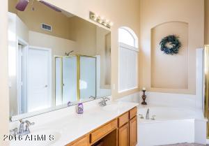 1924 E Campbell Ave, Gilbert, AZ 85234 photo 10