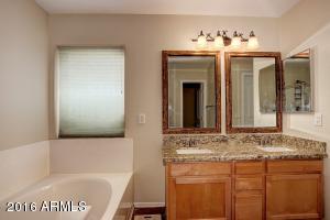 1134 E Irma Ln, Phoenix, AZ 85024 photo 29