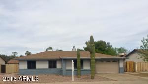 304 E Desert Ln, Gilbert, AZ 85234 photo 2