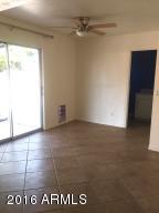 304 E Desert Ln, Gilbert, AZ 85234 photo 8