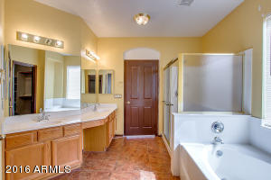 1639 S Maple St, Mesa, AZ 85206 photo 6