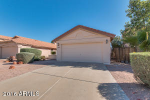 15427 S 37th Pl, Phoenix, AZ 85044 photo 2