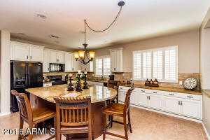 3774 E Vallejo Dr, Gilbert, AZ 85298 photo 5