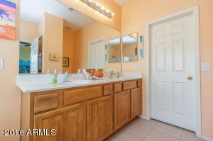 2958 E Merlot St, Gilbert, AZ 85298 photo 17